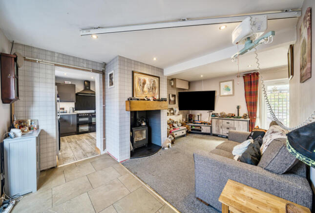 1347735-19-68b81b...