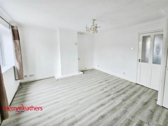 2 bed Terraced to rent Image 8