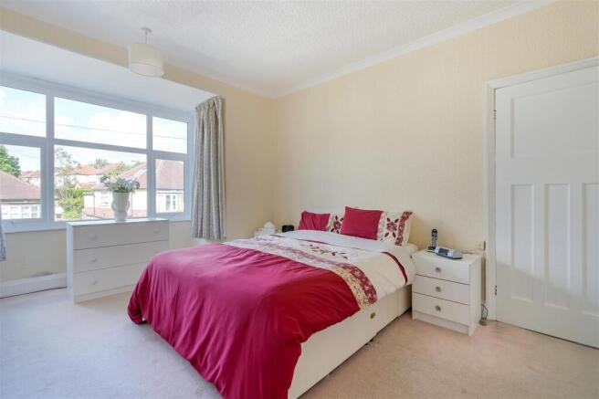 3 bed Semi-Detached for sale Image 10