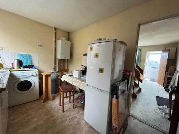 Walmer Way Kitchen.jpg