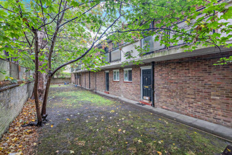Bow Road, Romford, E3