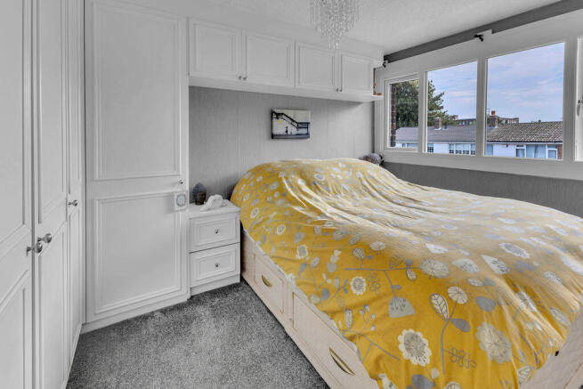 3 bed Terraced for sale Image 7
