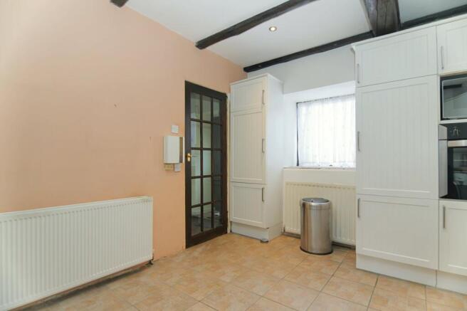 3 bed House for sale Image 5