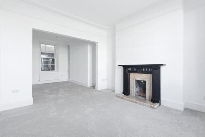 Leigh Terrace, Douglas photo 4