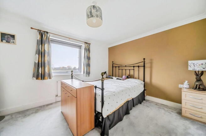 Chalkhill Meadow, Bishopstoke, SO50 6JN photo 5