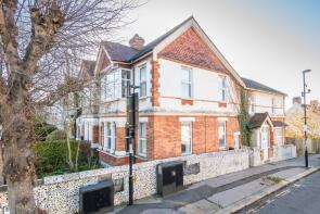 Flat 2, 55, South Norwood Hill, South Norwood, London SE25 6BX