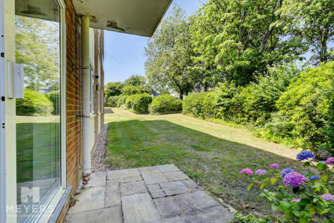 Carbery Avenue, Bournemouth, BH6 3