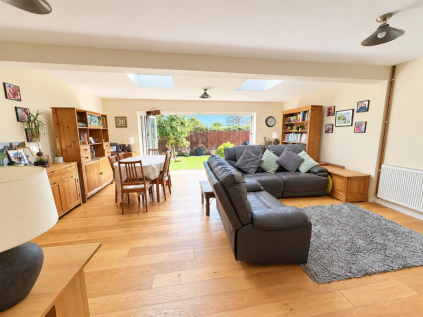 Broadview Close, Eastbourne