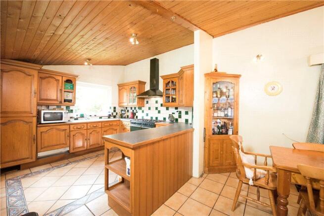 Kitchen/Breakfast Rm