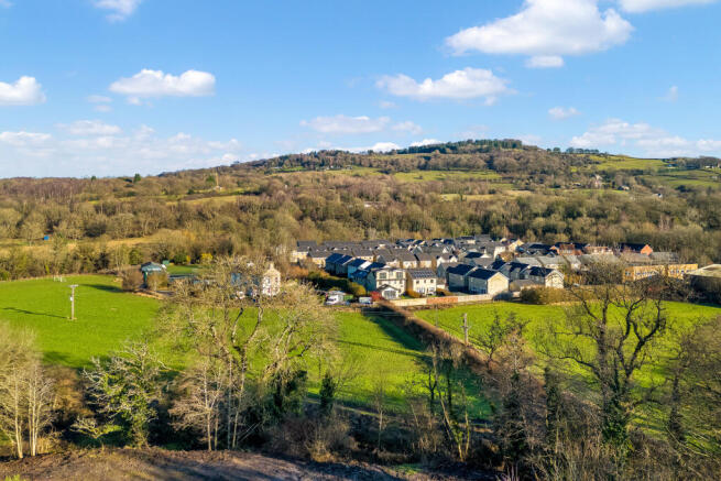 270 STRINES ROAD-1.jpg