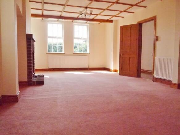 Lounge/Sitting Room