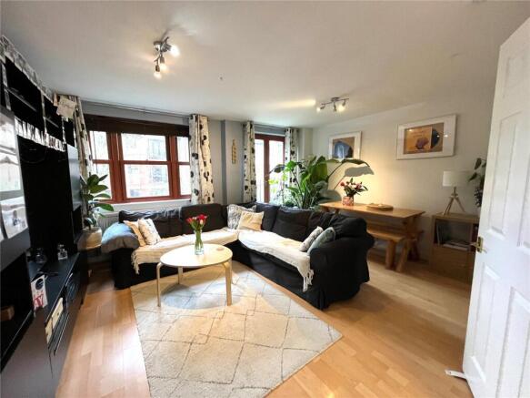 Sitting/Dining Room
