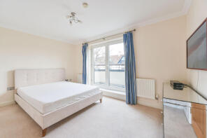 5, 1 Viceroy Court, Carew Road, Northwood HA6 3ND