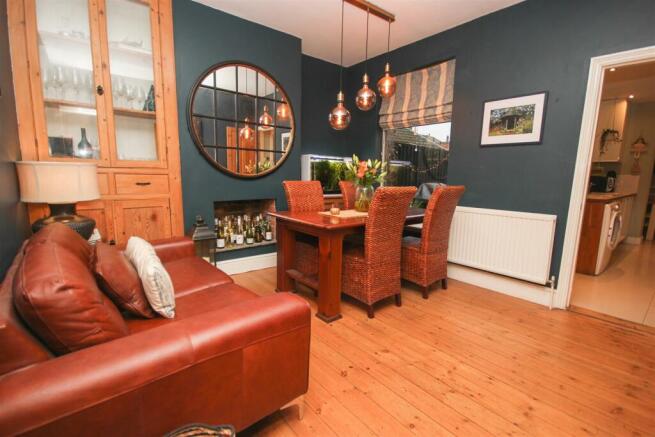 Dining Room.jpg