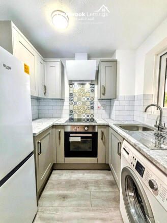 1 bed apartment to rent Greenslade Road, Barking