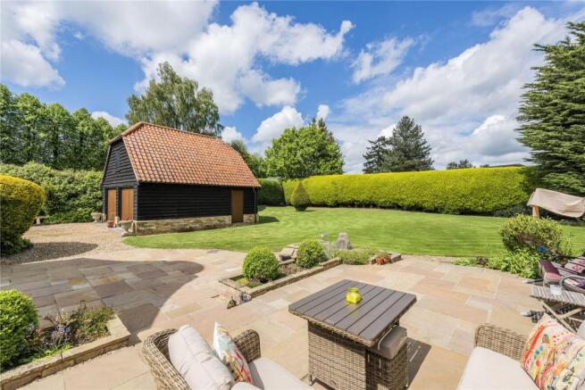 Garden/Garage