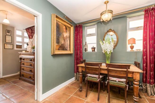 Breakfast Room & Hal