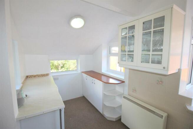 Hesketh Road, 14 - Kitchen 3.JPG