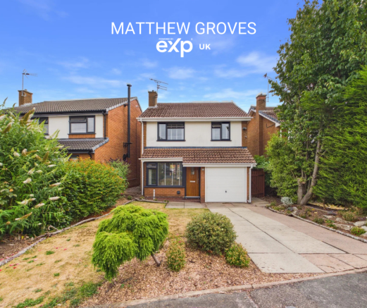 3-bed detached on Foxgloves Avenue, Little Haywood, Stafford, ST18 0QT, £280,000