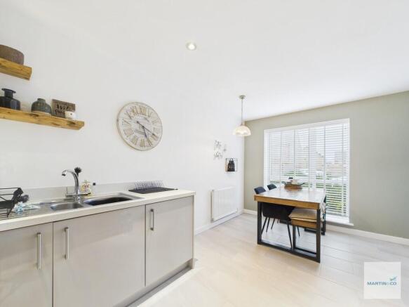 CAM03394G0-PR0362...