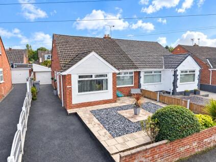 Columbus Drive, Pensby, Wirral, CH61