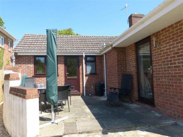 Side patio