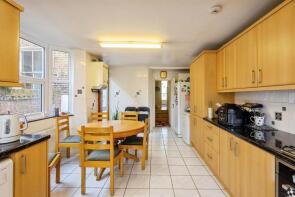 25, Kynaston Road, Hackney, London N16 0EA