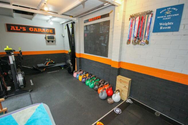 Garage Gym.jpg