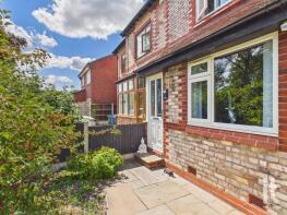 3, Castle Farm Lane, Great Moor, Stockport SK2 7PU