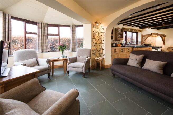 Lounge 2