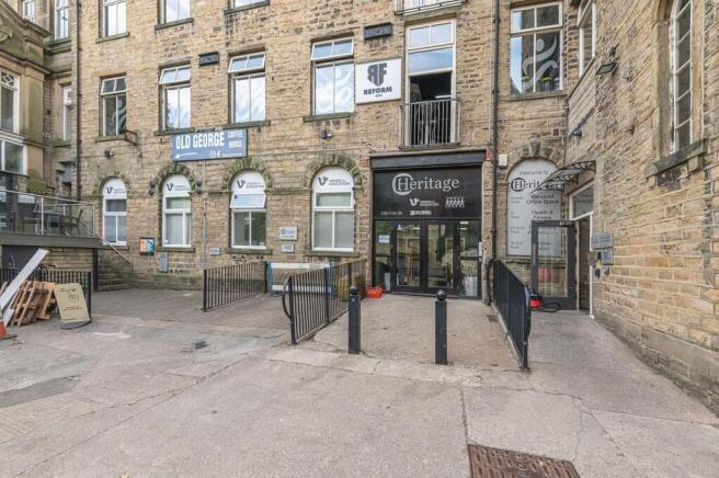 1 bed Apartment for sale Image 8