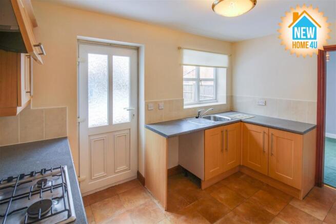 KITCHEN: