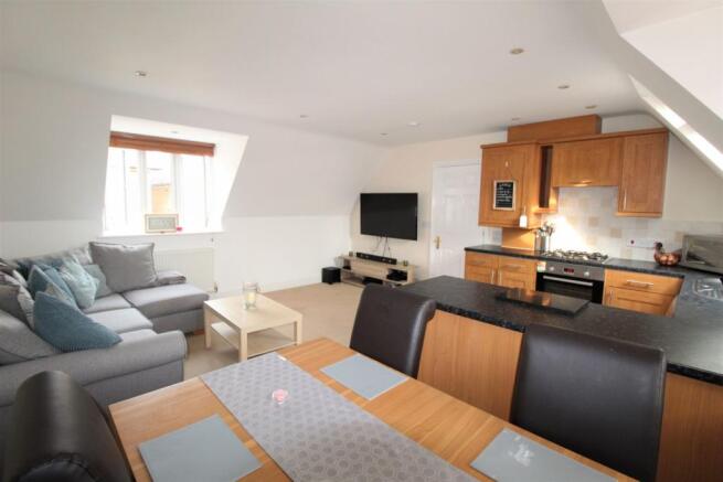 Living / Dining Room