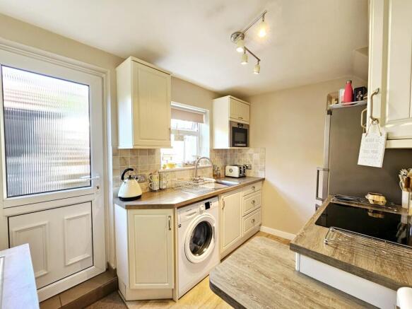 2 bed Terraced for sale Image 4
