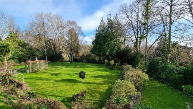 Gardens & View