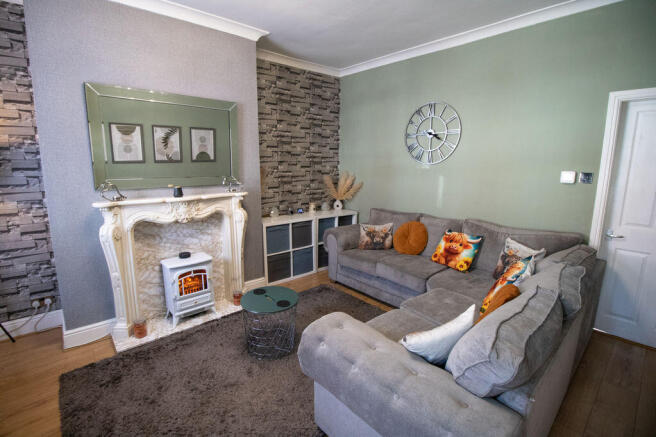 Thorne Street, Farnworth, Bolton, BL4 7LQ photo 4