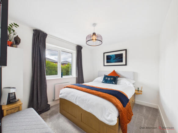 3 bed Semi-Detached for sale Image 7