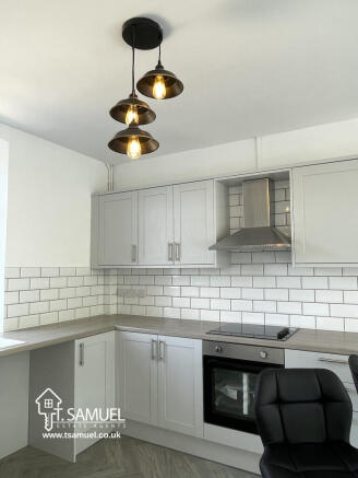 Lounge/Kitchen