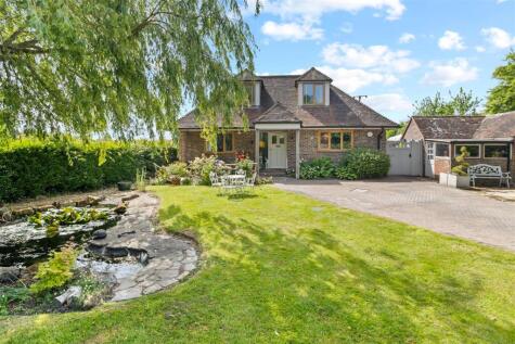 Hankham Hall Close, Hankham