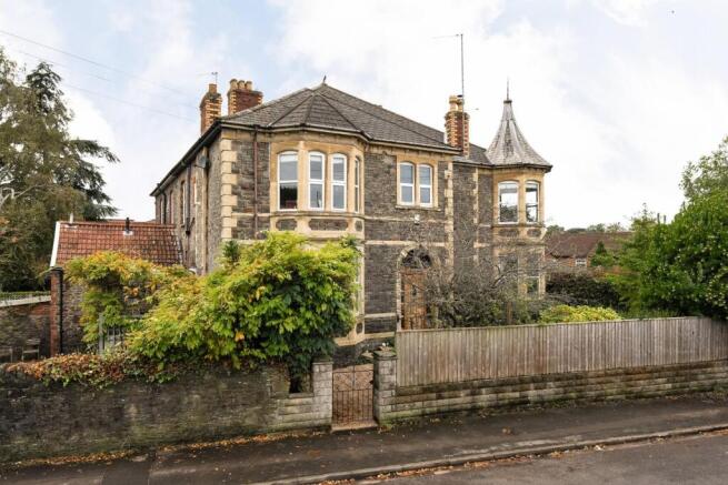Overnhill Road, Downend photo 2