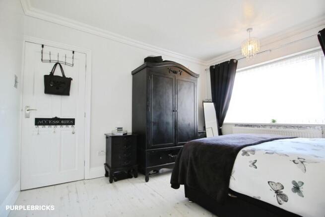 3 bed Semi-Detached for sale Image 11