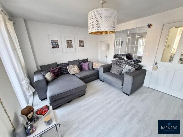 3 bed Town House for sale Image 5