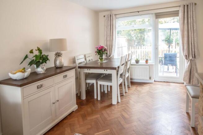 Dining-Area.jpg