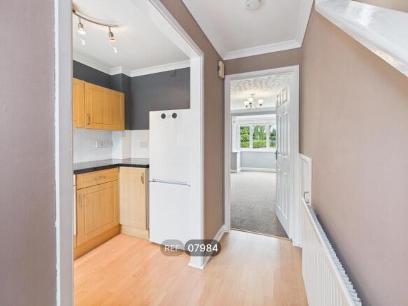 2 bed Terraced to rent Image 12