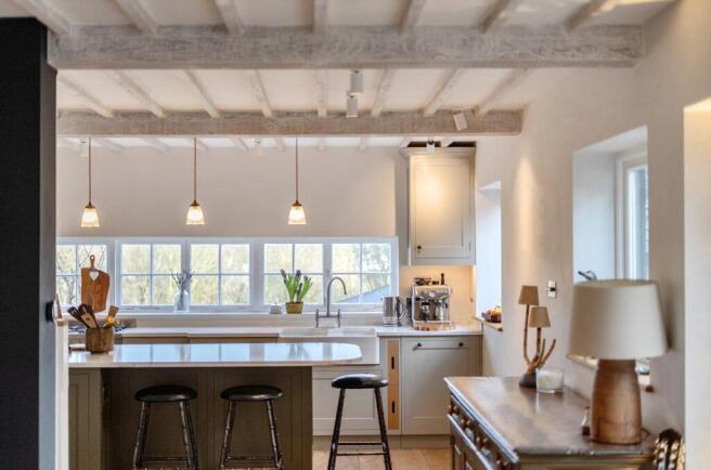 1404103-27-697a30...