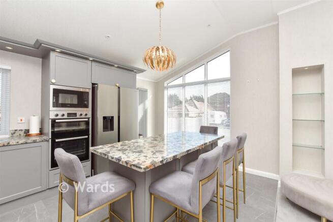 Kitchen/Dining Area
