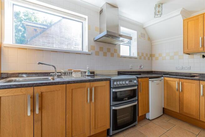 Kingwood Close, Penylan, Cardiff photo 4