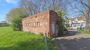 117c, Green Street, Enfield EN3 7JF