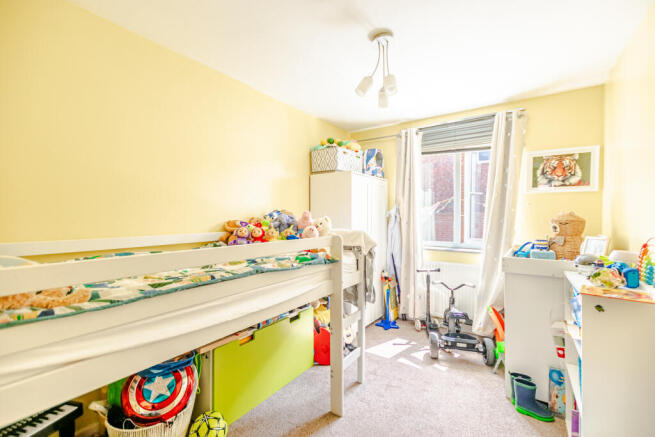 2 bed Flat for sale Image 10