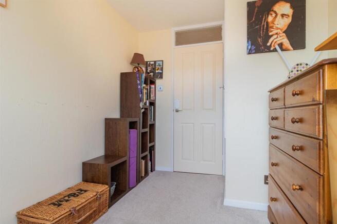 16 The Oval-The-Oval-Guildford-semi-detached-house
